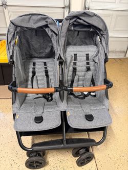 Zoe double stroller