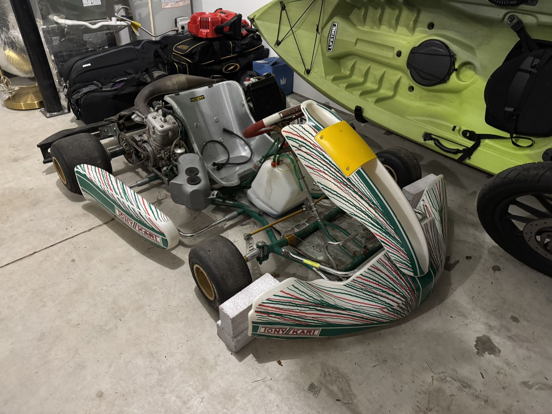 TAG Tony kart