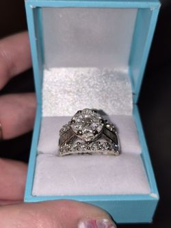 14k White Gold Diamond Ring
