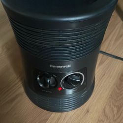 Working Black Honeywell 360 Surround Fan Heater 