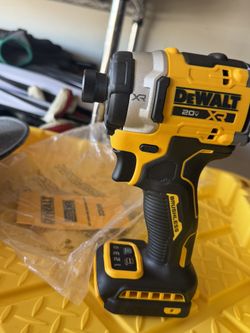 BRANDNEW 20V 3 SPEEDS IMPACT DRIVER 