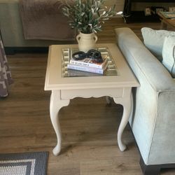 Glass Top end Table 