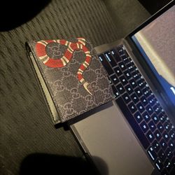 Gucci Wallet Authentic Comes With Authentic Box And Authentic Gucci Bag