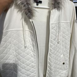 Yest White Quilted Jacket 