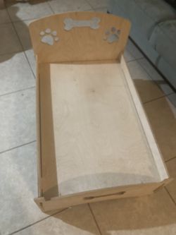 XL Wood Dog Bed