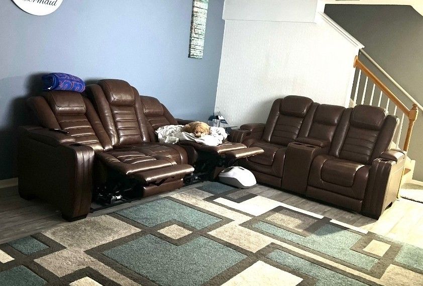 Luxury Genuine Leather Sofas (mint condt)