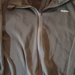 REEBOk GREEN JACKET 