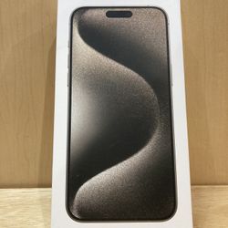 iPhone 15 Pro Max 256GB Natural Titanium UNLOCKED FOR ANY CARRIER/ Liberado Para Cualquier Compañia 