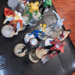 DC Chess Mini Statues