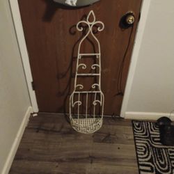 Distressed Barhroom Towel Holder 