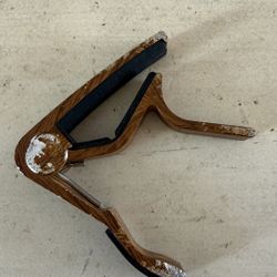 Wingo Wood Trigger Guitar Capo