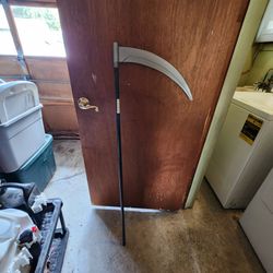 Full-Size Scythe with Long Handle