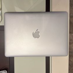 MacBook Air 13” (2014)