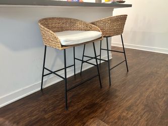 Threshold “Landis” Woven Barstool