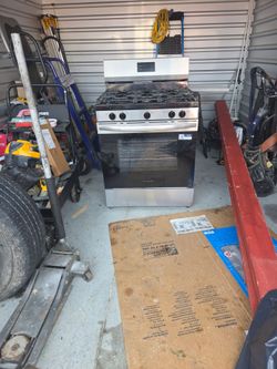 gas stove nearly brand new
