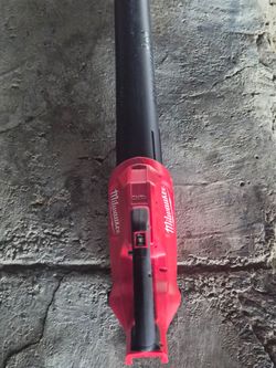 Milwaukee FUEL Brushless Cordless Leaf Blower