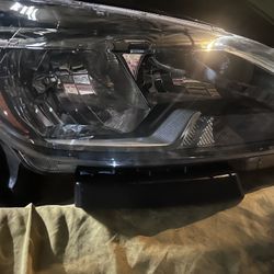 Headlight 2021 RAV4