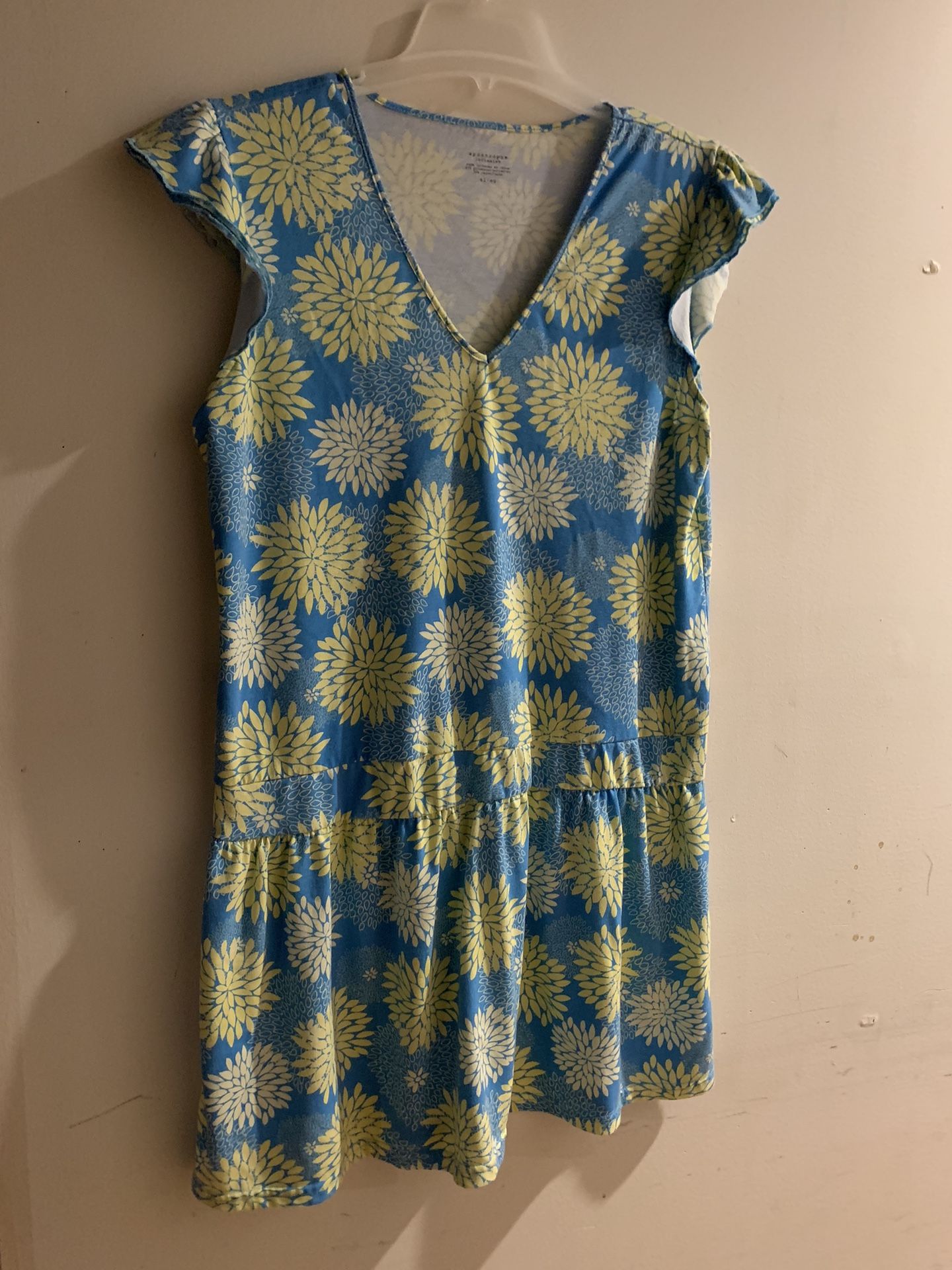 C-132) Apostrophe Dress XLG. $8.00 Cotton