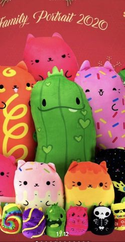 Cats vs Pickles “Big Dill” Hugger 20” XL EXTREMELY RARE HTF!