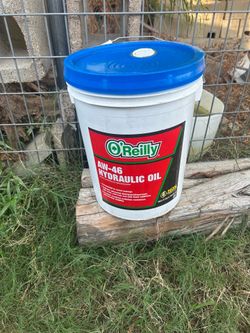 Hydraulic oil
