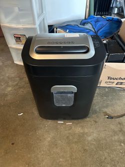 Royal 1620MX 16 sheet crosscut shredder