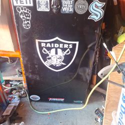Magic Chef Mini Fridge