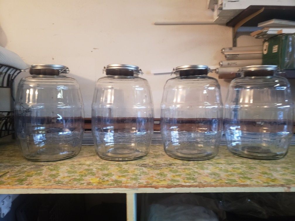 4 Large Containers