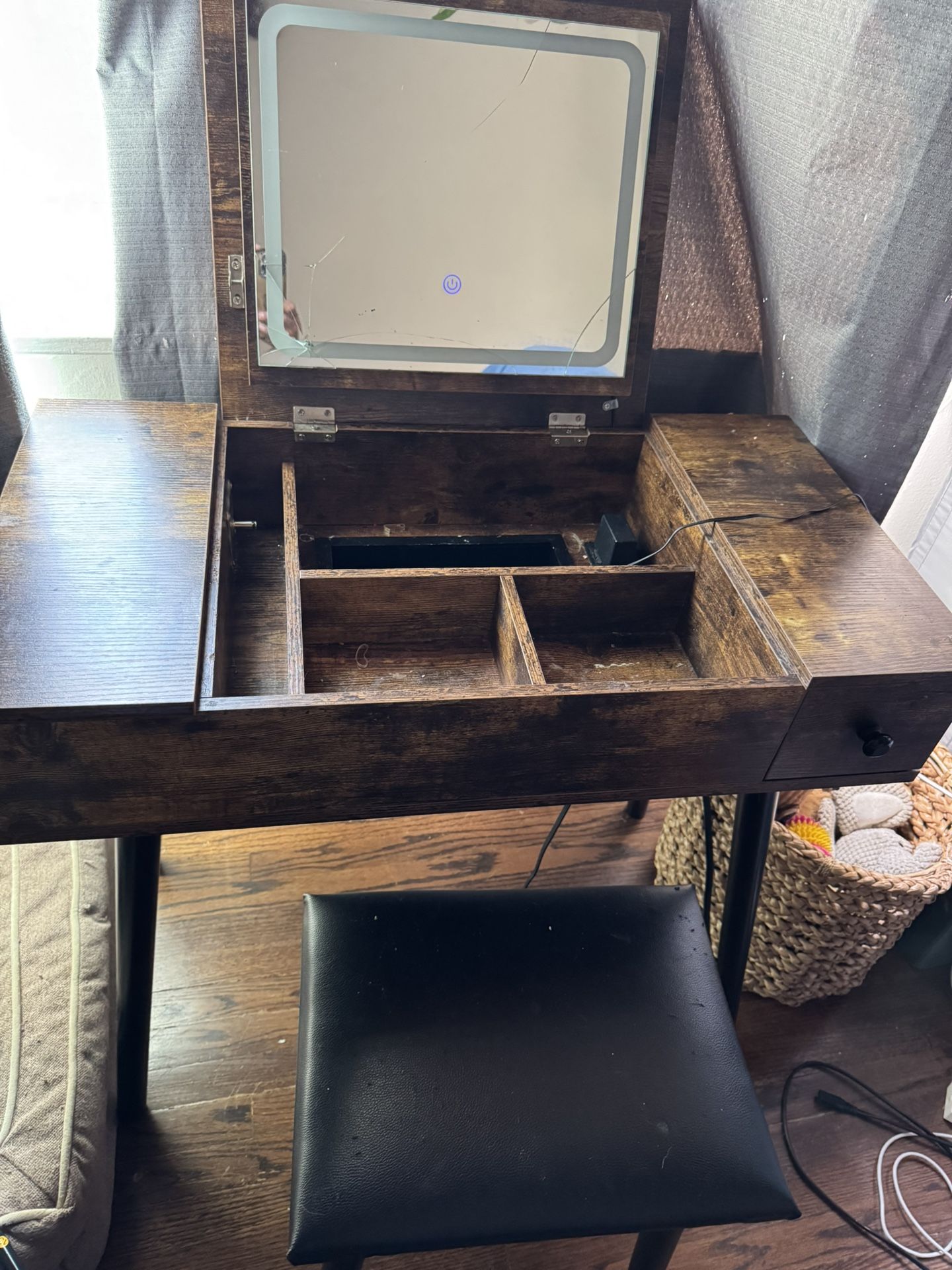 Led Vanity With Stool