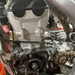 06 YZ450F Parting Out