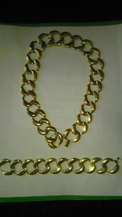 Goldtone JC Penny Necklace/bracelet