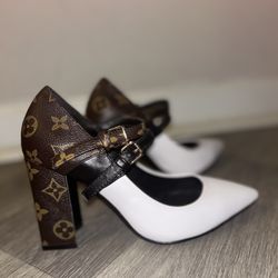 Louis Vuitton Heels with LV Logo – Size 37 (US 7)