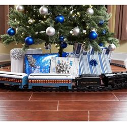 Lionel The Polar Express Battery G Gauge Toy Train Set with Remote, Locomotive