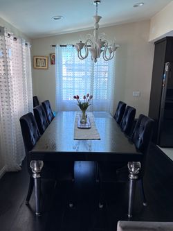 Crocodile skin AX table and chairs