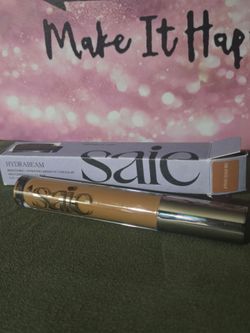 Saie concealer