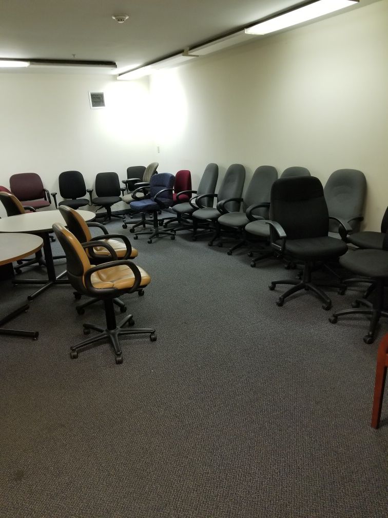 Office Furniture chairs $20 each