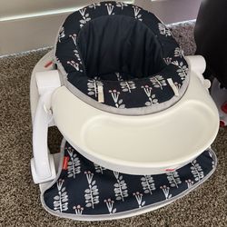 Baby sit me up chair