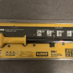 DeWalt Single Shot Powder Actuated Hammer Tool (DDF211000P)