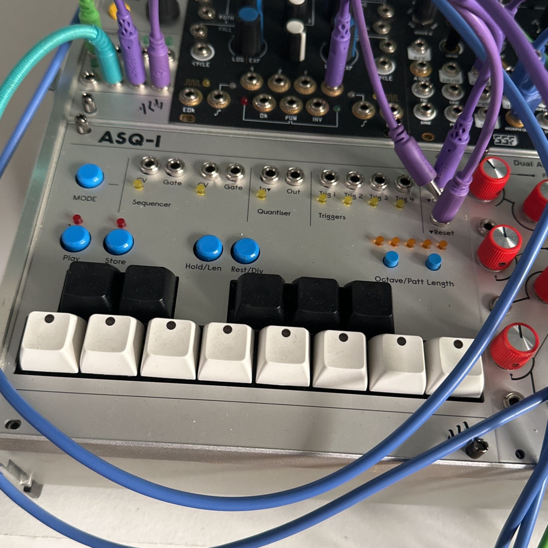 ALM Busy circuits Asq-1