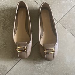 Michael Kors Size 9.5 Tan Ballet Slipper Driving Shoe Leather Gold Buckle Detail