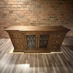 Entertainment Console