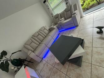 Brand New Reclining Set