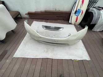 Toyota Sienna Front Bumper & Grille for 2011-2017