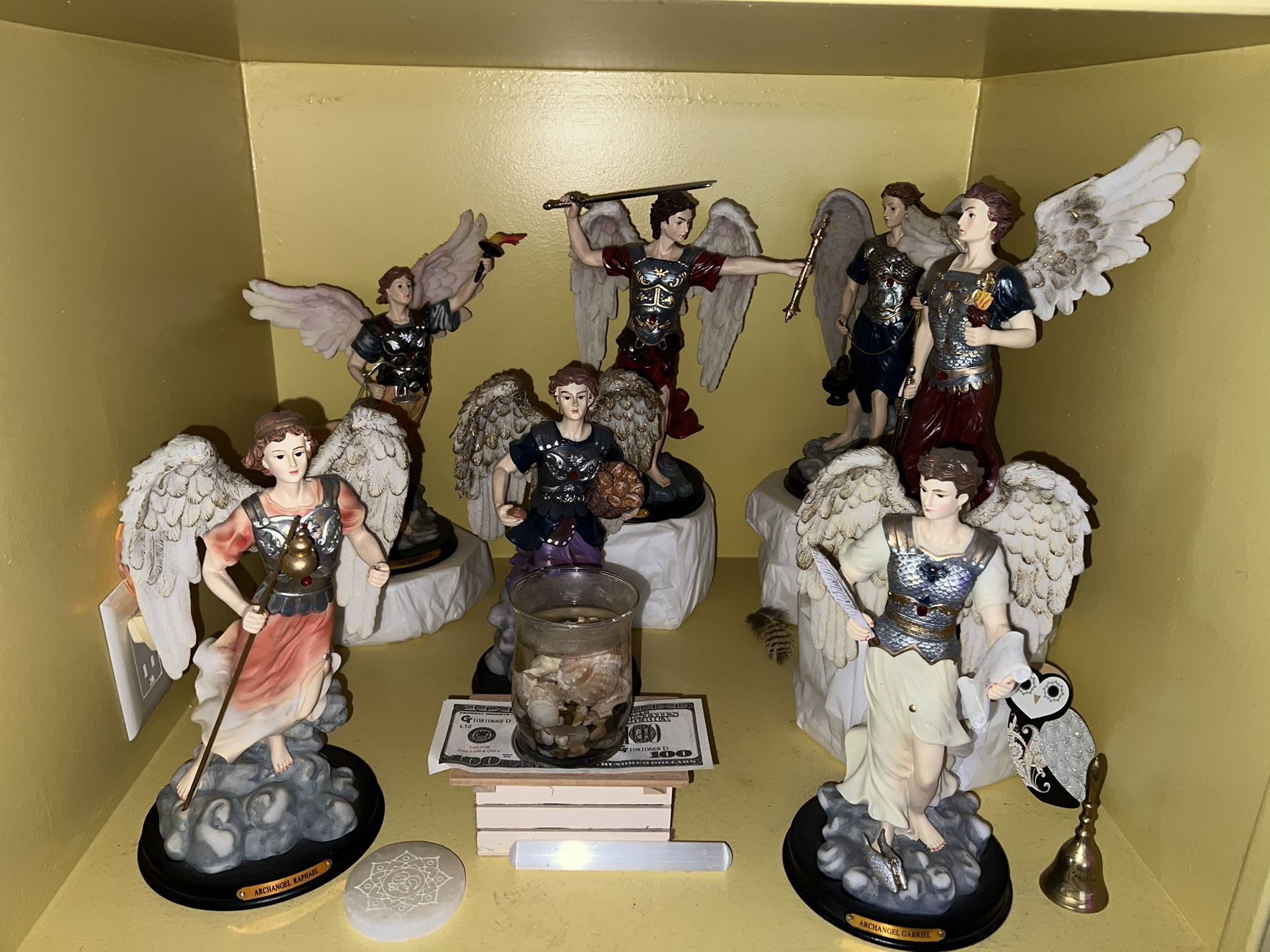 12” - 7 Archangels / 7 Arcángeles De 12 Pulgadas o 30 cm.