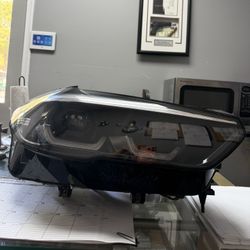 BMW X5/X6 G05/G06 ORIGINAL OEM RIGHT PASSENGER LED HEADLIGHT 2019-2023