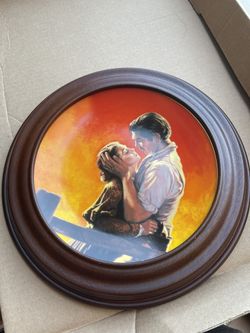 Gone with the Wind The Passions of Scarlett O'Hara “Fiery Embrace” Commemorative Plate