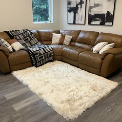 Leather sectional recliner