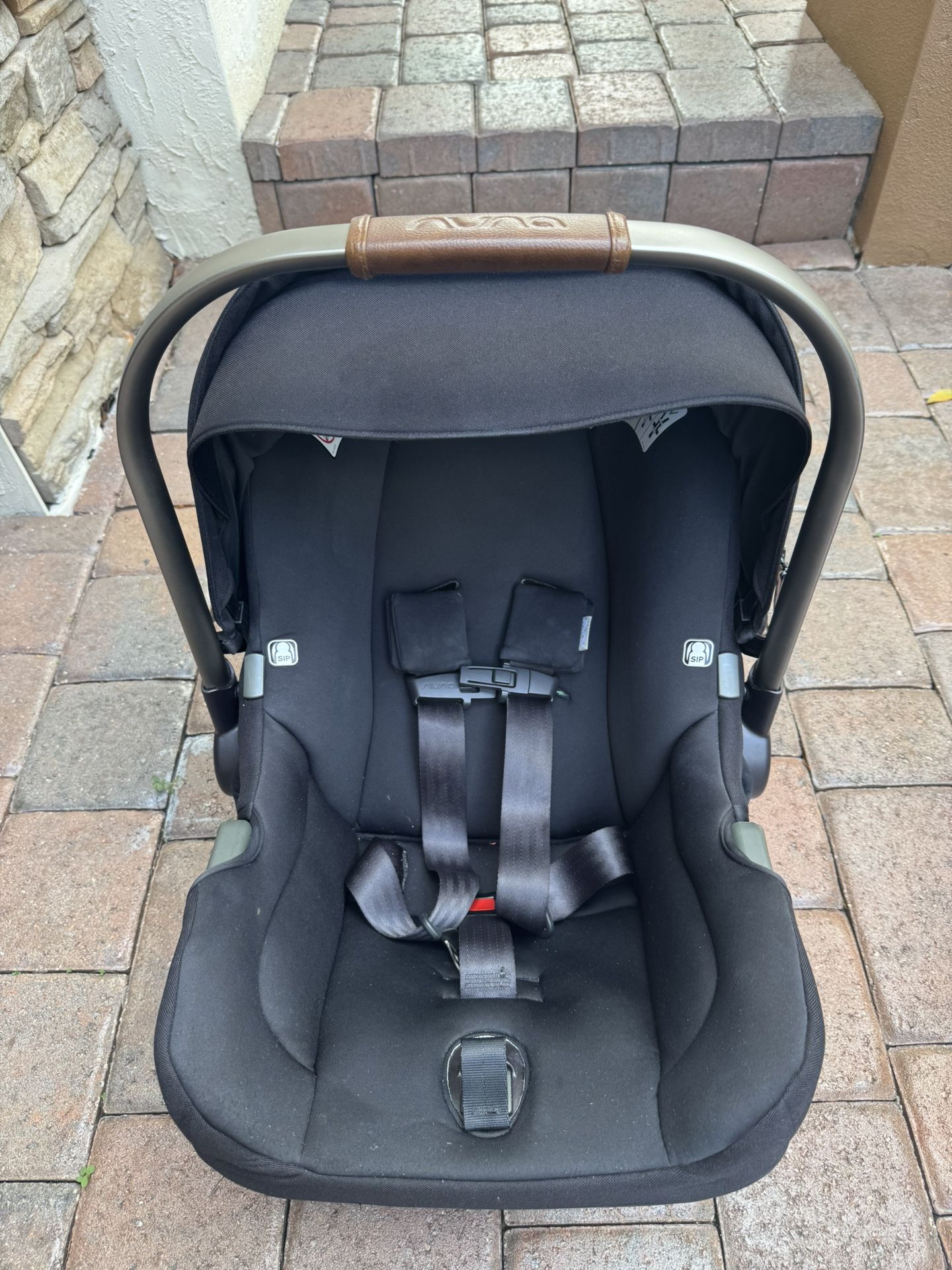 Nuna Pipa Car Seat and Base
