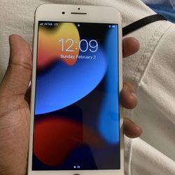 iPhone 8 Plus
