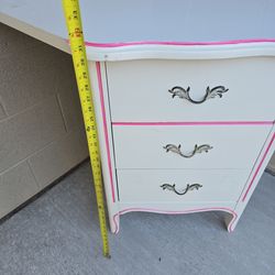 Vintage Corner Dresser / Nightstand – White w/ Pink Trim (3 Drawer)