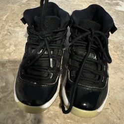 Kids Jordan 11 Retro 